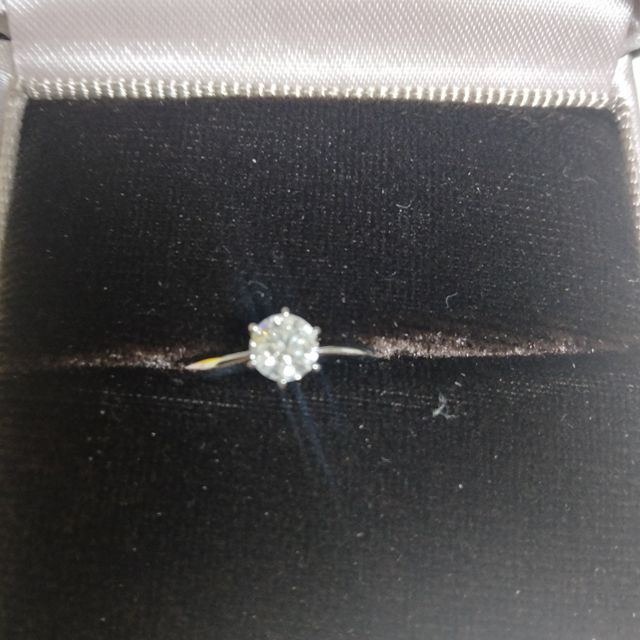 【アイプリモ(I-PRIMO)の口コミ】 太いリングだとつけていると違和感があり、細いタイプの指輪があったので…