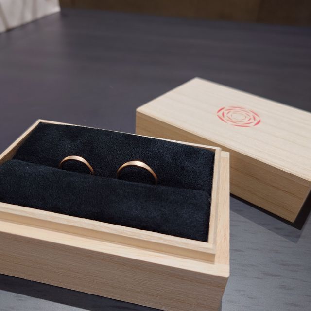 【出雲結(いずもゆい)の口コミ】 二人でよく着物を着るので、和風で着物に合う指輪を探していました。あと…