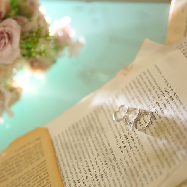 【4℃ BRIDAL(ヨンドシーブライダル)の口コミ】 たくさんの種類があり、迷っている中、時間がかかっても丁寧に特徴などを…