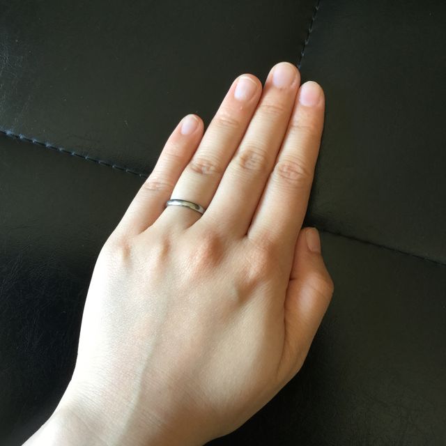 【島田工房(しまだこうぼう)の口コミ】 金属アレルギーのため、チタンのリングを探していたらこの指輪を見つけま…
