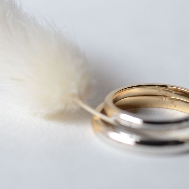 【CRAFY(クラフィ)の口コミ】 指輪のデザインがシンプルな物からエレガントな物や指輪の表面にエイジン…