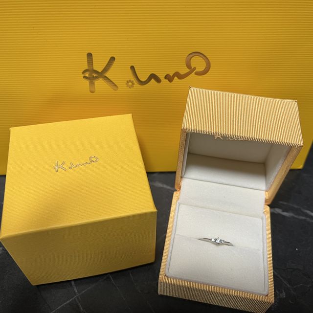 【ケイウノ ブライダル(K.UNO BRIDAL)の口コミ】 結婚指輪を先に決めてて、それに重ねづけできるような物で安めの物を探し…