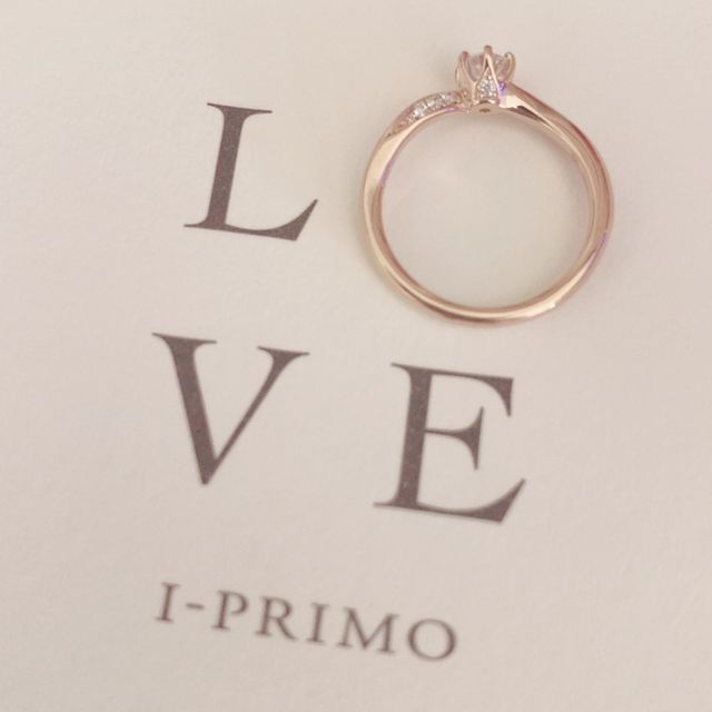 【アイプリモ(I-PRIMO)の口コミ】 デザインが素晴らしかったです。彼女のイメージにぴったりでした。それか…