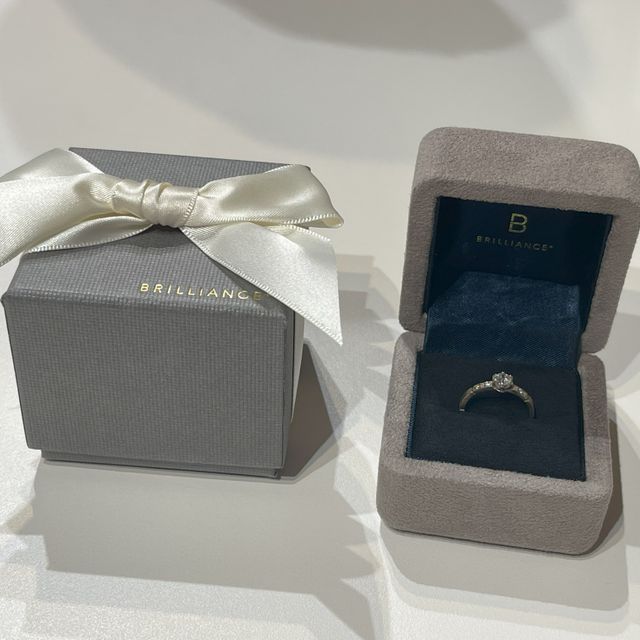 【BRILLIANCE+(ブリリアンスプラス)の口コミ】 もともとお相手がイメージしていた理想のリングを、いくつかのブランドの…