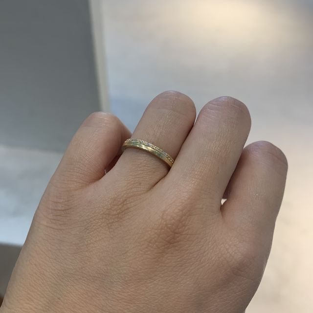 【ORECCHIO(オレッキオ)の口コミ】 エタニティリングを婚約指輪として使いたくて探していました。丸と四角と…