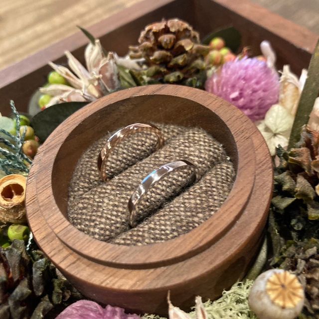 【鎌倉彫金工房の口コミ】 【指輪が手作りできるかどうか】
自分たちで1から指輪を作成できる工房さ…