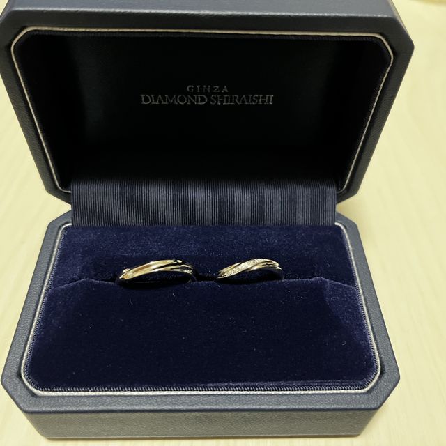 【銀座ダイヤモンドシライシの口コミ】 指輪の決め手といたしましては、デザインと価格が理想的だったことでござ…
