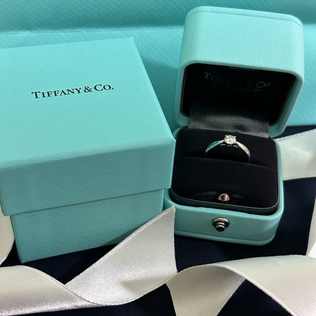 【ティファニー(Tiffany & Co.)の口コミ】 とにかくデザインが可愛くて好みでした。ダイヤも大きく見えるような気が…