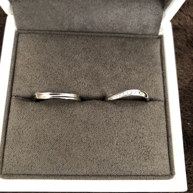 【BONDS(ボンズ)の口コミ】 指輪の素材がプラチナであること、二人で価格が10万円以下であること、ダ…