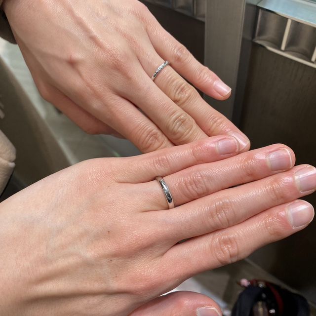 【ティファニー(Tiffany & Co.)の口コミ】 結婚指輪として憧れブランドだったティファニー。色々と試着させていただ…