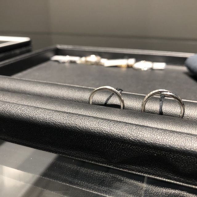 【エクセルコダイヤモンド(EXELCO DIAMOND)の口コミ】 ダイヤモンドが大きめでたくさんついており、ゴージャスだった。私から見…