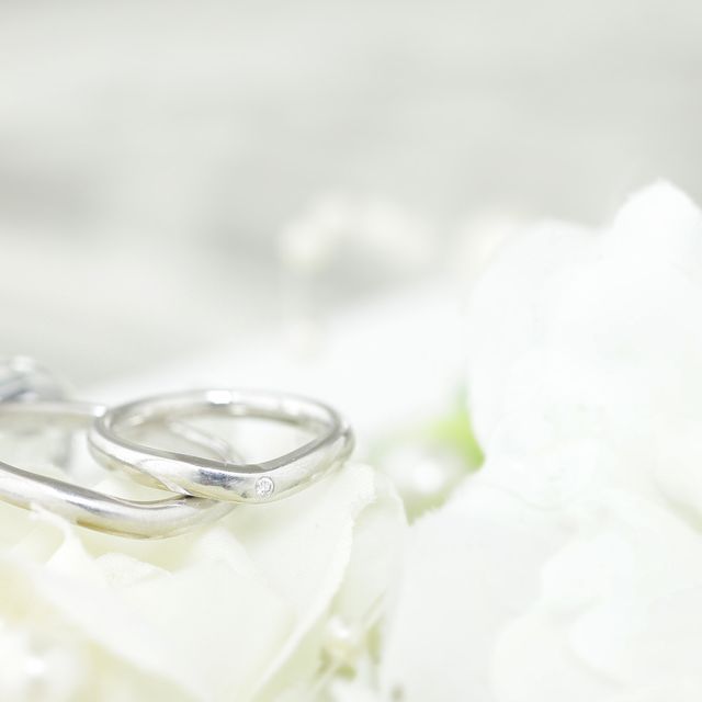 【ギンザタナカブライダル(GINZA TANAKA BRIDAL)の口コミ】 ダイヤモンドがさりげなくて、華奢なデザインが美しい。自分の手が細いの…