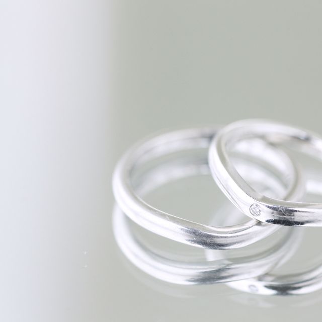 【ギンザタナカブライダル(GINZA TANAKA BRIDAL)の口コミ】 ダイヤモンドがさりげなくて、華奢なデザインが美しい。自分の手が細いの…