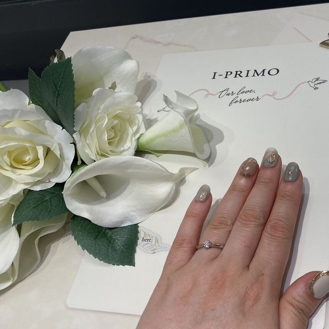 【アイプリモ(I-PRIMO)の口コミ】 婚約指輪でしたが、二人で選んだリングだったので特別な日はもちろん普段…