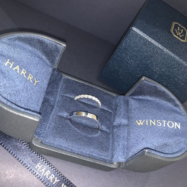 【ハリー・ウィンストン(Harry Winston)の口コミ】 絶対にハリーウィンストンで結婚指輪を買ってもらうと決めていました。フ…
