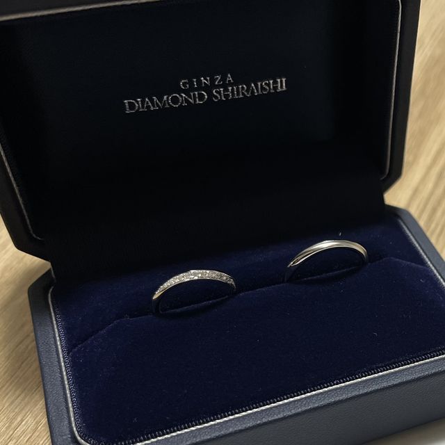【銀座ダイヤモンドシライシの口コミ】 指輪の決め手はダイヤモンドの輝きとスタッフさんの提案力でした。他の店…