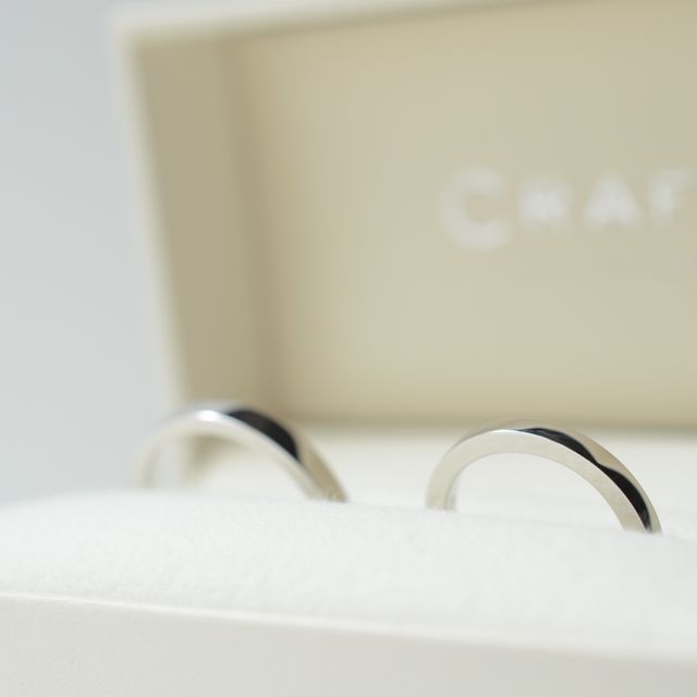 【CRAFY(クラフィ)の口コミ】 担当スタッフさんにいろんな指輪のサンプルや写真を見せていただきデザイ…