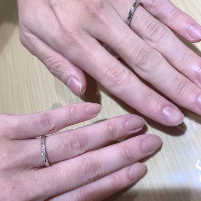 【Disney Cinderella(ディズニー シンデレラ)の口コミ】 もともと何がいいかわからなかったけどいろいろつけさせてもらって決める…