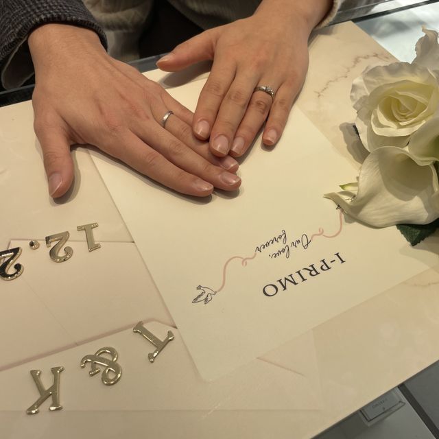 【アイプリモ(I-PRIMO)の口コミ】 結婚指輪と婚約指輪を一緒に見に行き、購入しました。手の形や指の長さな…