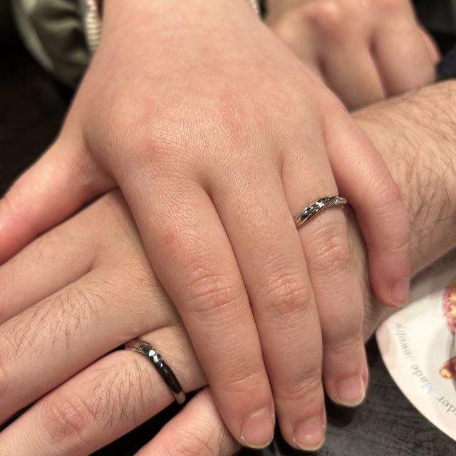 【ケイウノ ブライダル(K.UNO BRIDAL)の口コミ】 オーダーメイドできたのとV字型の基本デザインが気に入ったことが決め手で…