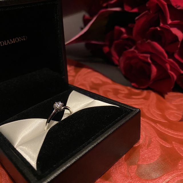 【エクセルコダイヤモンド(EXELCO DIAMOND)の口コミ】 サプライズプロポーズのために、旦那さんが事前に用意してくれていました…