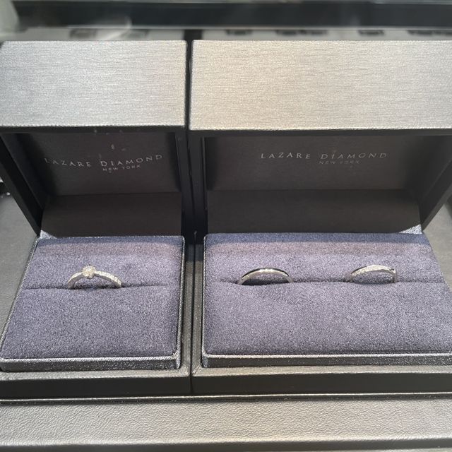 【ラザール ダイヤモンド(LAZARE DIAMOND)の口コミ】 ダイアモンドの輝きが他のお店にはない美しい輝きでした。デザインもエレ…