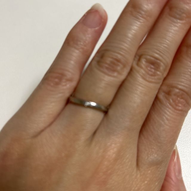 【アイプリモ(I-PRIMO)の口コミ】 シンプルなデザインで、緩やかなウェーブがかかっています。ウェーブがあ…