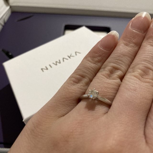 【俄(にわか)の口コミ】 シンプルなデザインであること、指輪ひとつひとつにコンセプトがある点が…