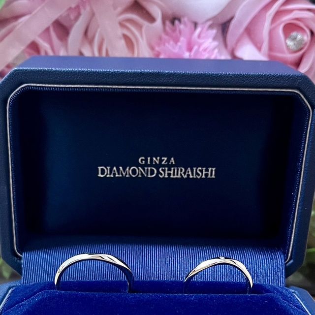 【銀座ダイヤモンドシライシの口コミ】 シンプルなストレートデザインを考えていましたが、シンプルでも様々な種…