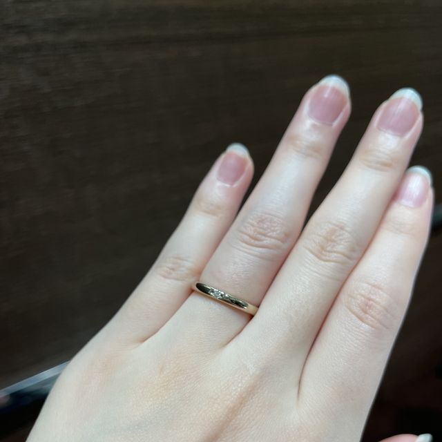 【アイプリモ(I-PRIMO)の口コミ】 シンプルなストレートでダイヤ１つの指輪を探していました。ペールブラウ…