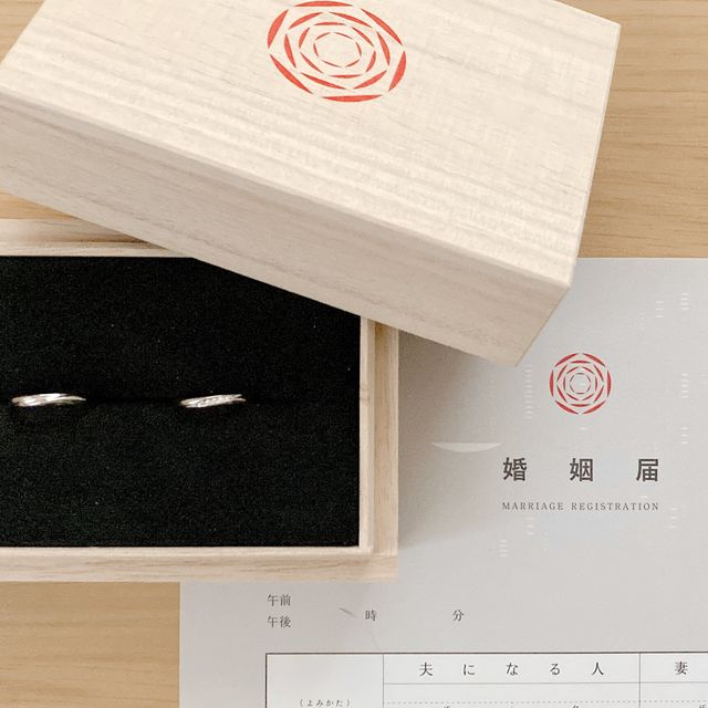 【出雲結(いずもゆい)の口コミ】 初めはデザインに惹かれ購入しようと考えていたのですが、
指輪一つ一つに…