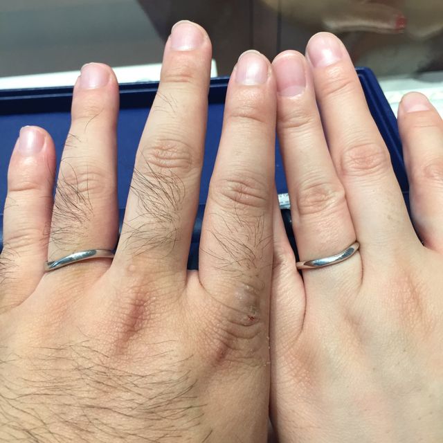 【銀座ダイヤモンドシライシの口コミ】 つけ心地が他のブランドよりもよく、デザインも落ち着いているものがよか…