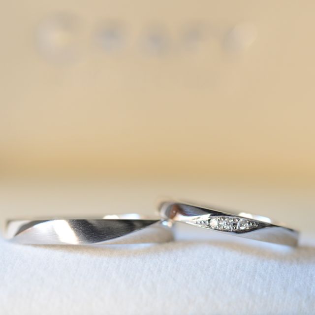 【CRAFY(クラフィ)の口コミ】 指輪のデザイン例を見て、シンプルながらもワンポイントのアクセントがあ…