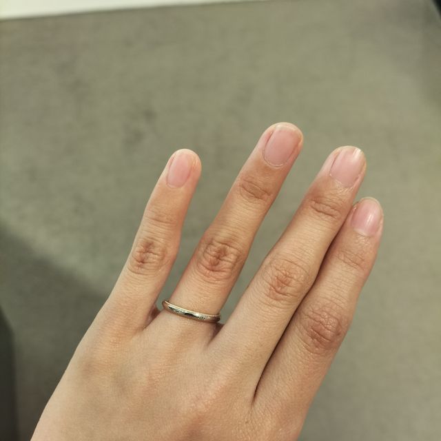 【俄(にわか)の口コミ】 ミル打ちで探していたので、希望のデザインがみつかりました。ミル打ちは…