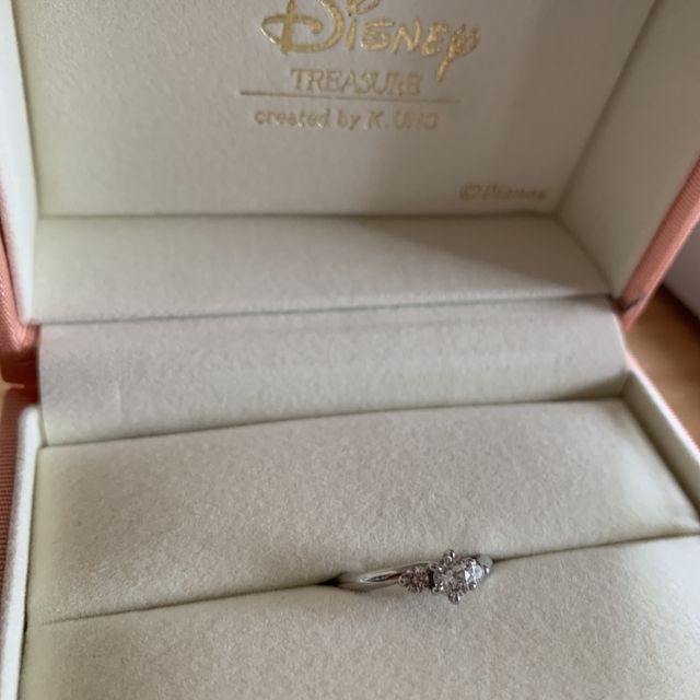 【ケイウノ ブライダル(K.UNO BRIDAL)の口コミ】 シンプルなデザインの指輪が欲しく、ジュエリーショップを転々としていた…