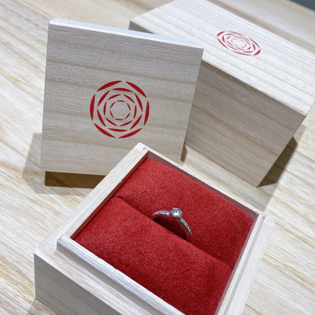 【出雲結(いずもゆい)の口コミ】 デザインのひとつひとつにコンセプトがあって素敵でした。アシンメトリー…