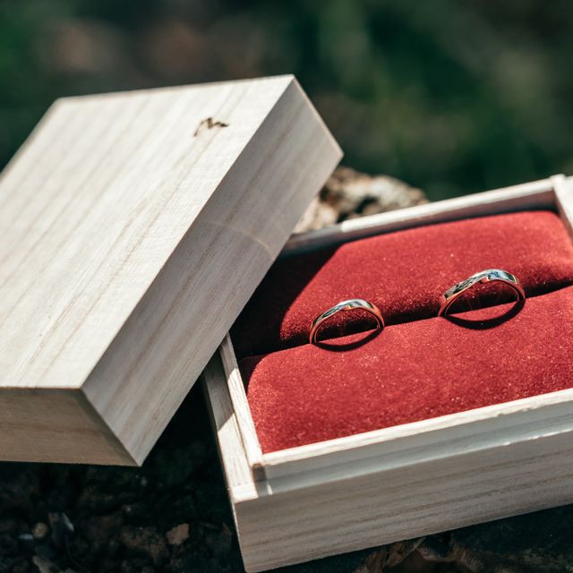 【ichi(イチ)の口コミ】 職人さんと会話をしながららどんなデザインにしたいか決めていきました。…