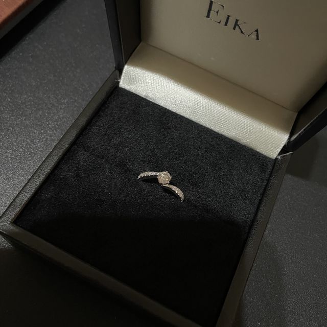 【EIKA(エイカ)の口コミ】 偶然ブランド名と名前が同じで運命的なものを感じていたので、以前から気…