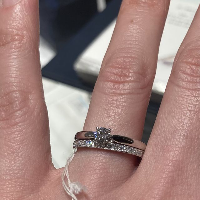 【銀座ダイヤモンドシライシの口コミ】 値段が落ち着いているのに仕上がりがとても綺麗で、かつ内側を丁寧に加工…