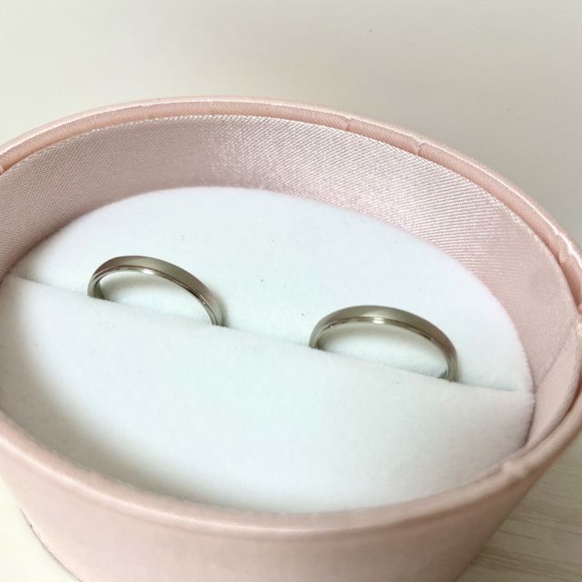 【insembre(インセンブレ)の口コミ】 男女問わず着用できるデザインが決め手でした。
また、着けた時の自分から…