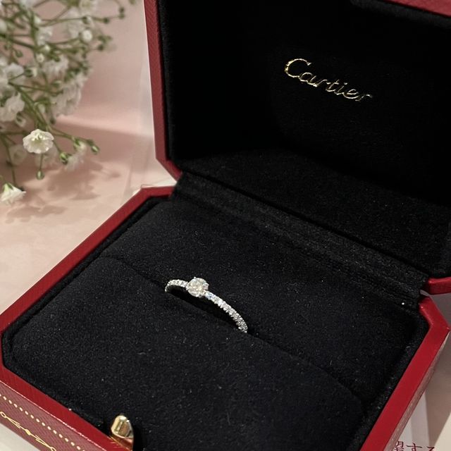 【カルティエ(Cartier)の口コミ】 最初は、ザ婚約指輪のような大きなダイヤが乗っている指輪が欲しかったの…