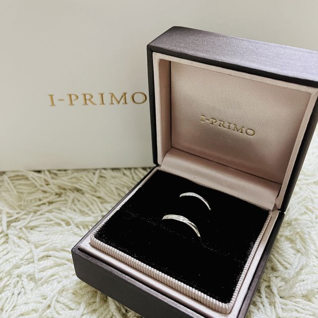 【アイプリモ(I-PRIMO)の口コミ】 シンプルなデザインだけどダイアモンドも綺麗にみえるところ。
男性用もラ…
