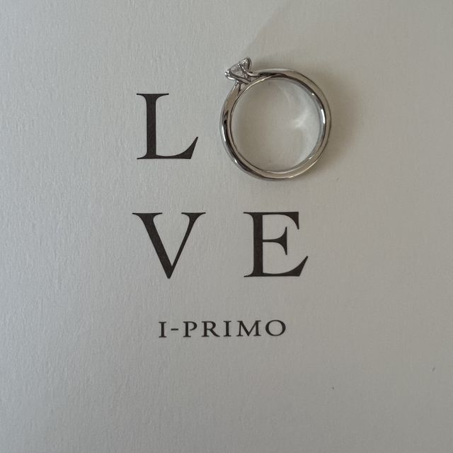 【アイプリモ(I-PRIMO)の口コミ】 デザインに一目惚れしました。
自分の指に1番しっくりくるデザインでした…