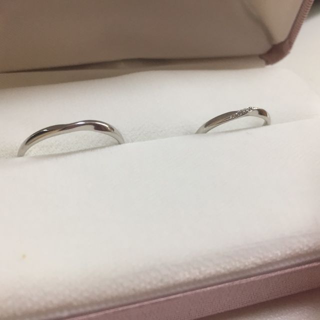 【ジュエリーツツミ(JEWELRY TSUTSUMI)の口コミ】 細身のリングを探して、色々なブランドを試着しましたが、納得のいくデザ…