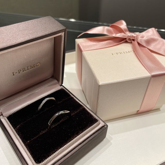 【アイプリモ(I-PRIMO)の口コミ】 いわゆる外資の大手ブランドの指輪をつけたかったが、シンプルなデザイン…