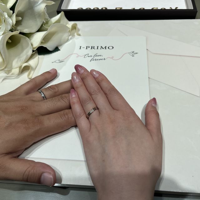 【アイプリモ(I-PRIMO)の口コミ】 デザインに一目惚れしました！真ん中に溝があるので汚れが溜まるのが心配…