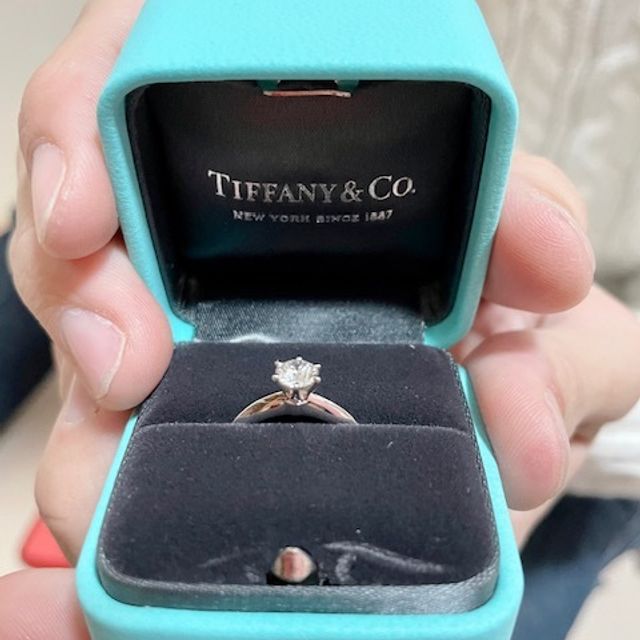 【ティファニー(Tiffany & Co.)の口コミ】 あこがれのブランドであるため、ティファニーの婚約指輪が欲しいと思って…