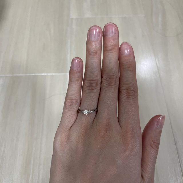 【銀座ダイヤモンドシライシの口コミ】 デザインが自分の希望通りにセミオーダーできたことがとても嬉しかった。…