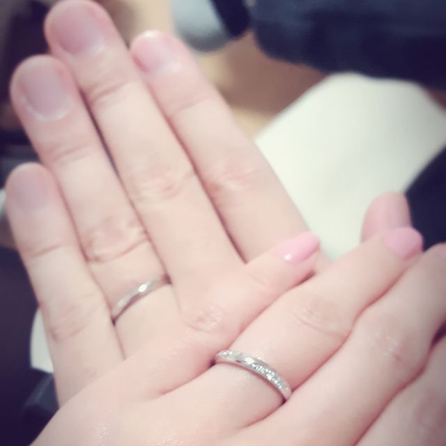 【エクセルコダイヤモンド(EXELCO DIAMOND)の口コミ】 他のブランドもみて検討しましたが同じようなデザインでも不必要に分厚く…