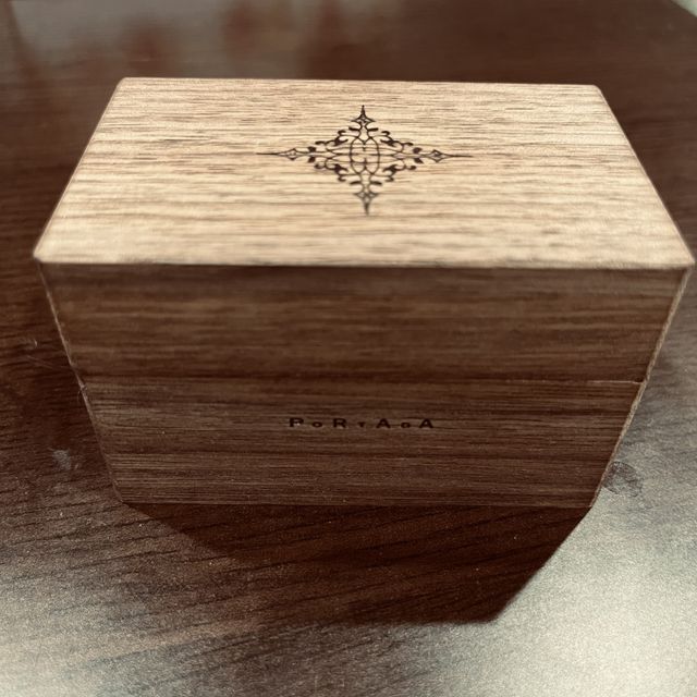 【PORTADA(ポルターダ)の口コミ】 もともと一粒ダイヤのシンプルなものを探していました。
ショップで様々な…